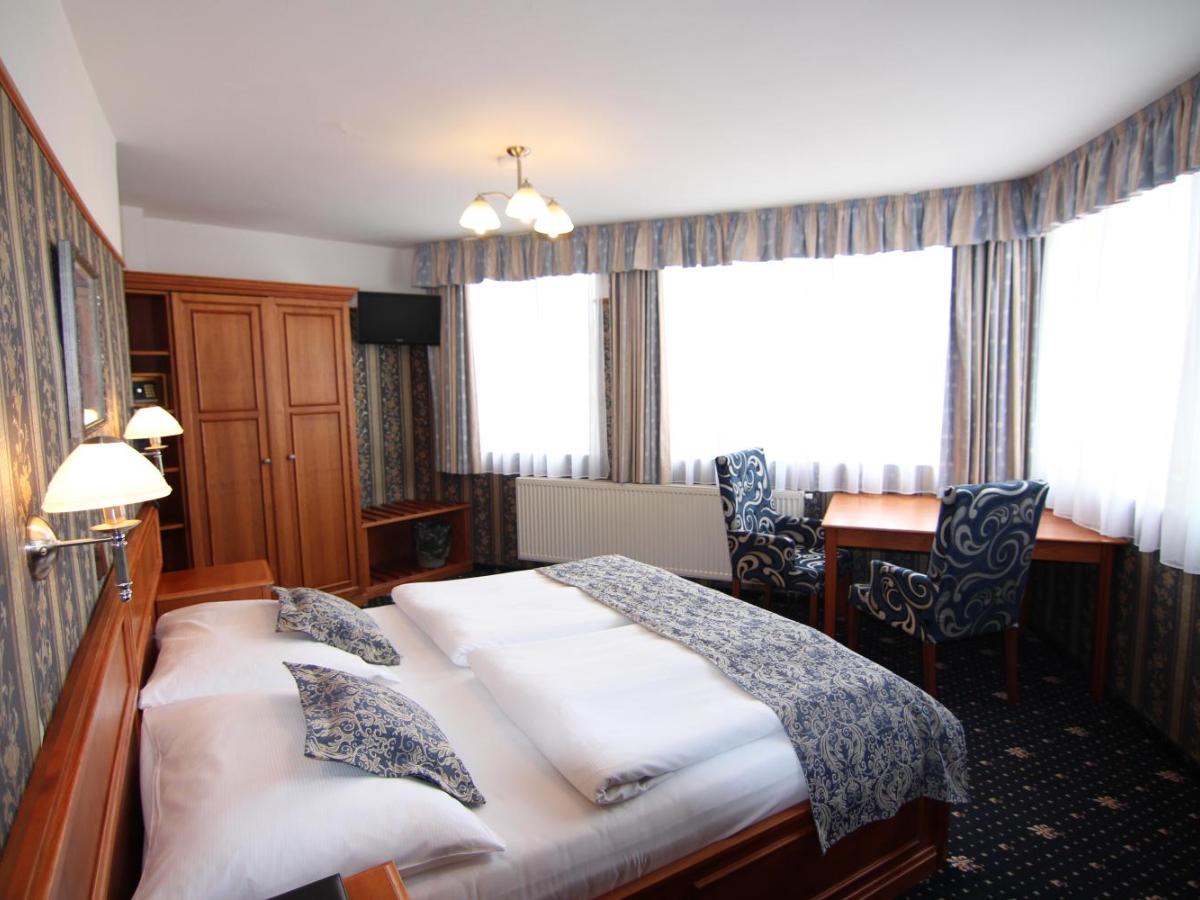 2443 verified hotel reviews of old prague hotel booking com