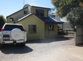 NOBLE SANDS - Holiday Home