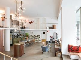Übernacht - HostelHotelHome