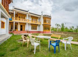 Guesthouse with free breakfast in Leh, by GuestHouser 30982