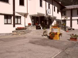 Hotel De La Telecabine