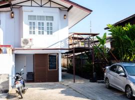 P.L.P Guesthouse - Mae Hong Son