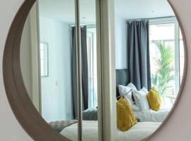 Vetrelax Basildon Executive House