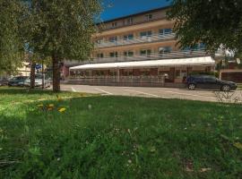 Hotel Macola