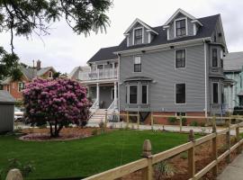 The 6 Best Hotels Near Tufts University Tisch Library Arlington Davis Square Inn