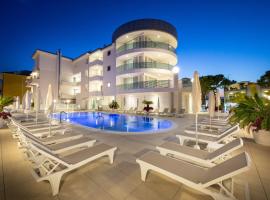 International Beach Hotel