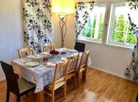 New Renovated Cozy - Big Apartment