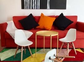 Algés T1 with sea view and panoramic rooftop pool