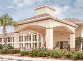 Howard Johnson by Wyndham Lafayette