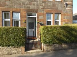Roy Place Gdn Apartment