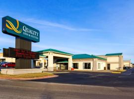 The Best Hotels Near Quad City International Airport Mli Book A Quality Inn Suites Moline Quad Cities