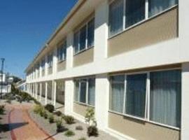 Edgewater Hotel
