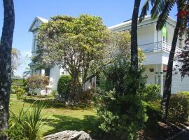 Tripinn Hostel Backpackers YHA