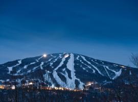 The Best Available Hotels Places To Stay Near Stratton Mountain Vt Long Trail House Stratton Mountain