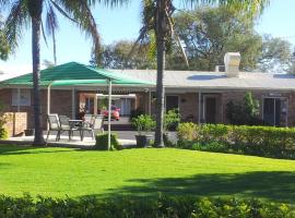 Charleville Waltzing Matilda Motor Inn