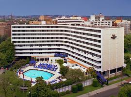 The 6 Best Hotels Near National Gallery Of Art Washington D C Washington Plaza Hotel