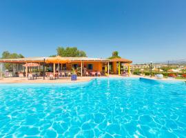 Trefon Apartment Hotel