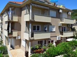 Apartments Mara Cres