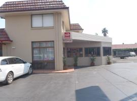 Caravilla Motel