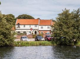 Wayford Bridge Inn Hotel