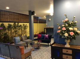 The 6 Best Hotels Near Tha Pae Gate Chiang Mai Thailand Booking De Klang Vieng