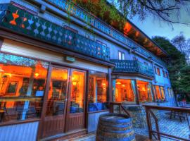 Candlelight Lodge