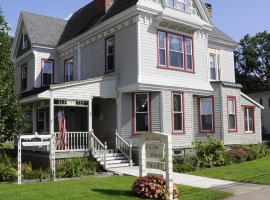 The 6 Best Hotels Near Colgate University Norwich Usa Booking Pillow And Pantry B