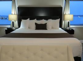 Dockside Suites