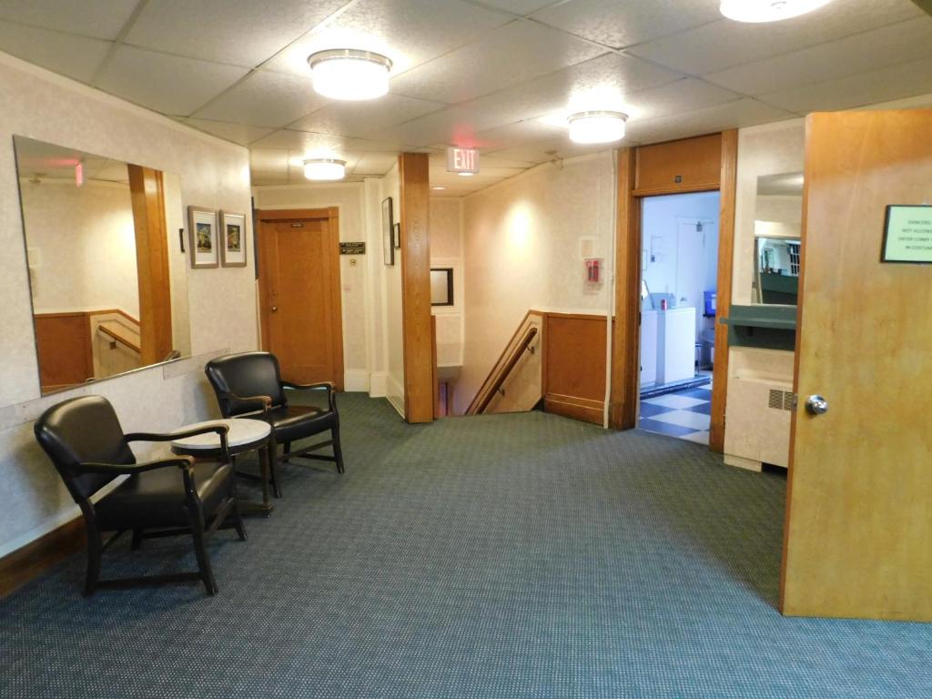 Gallery image of this property