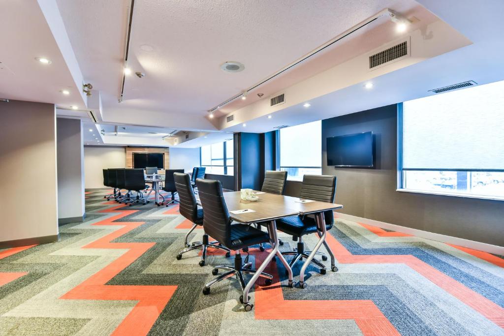 Gallery image of this property