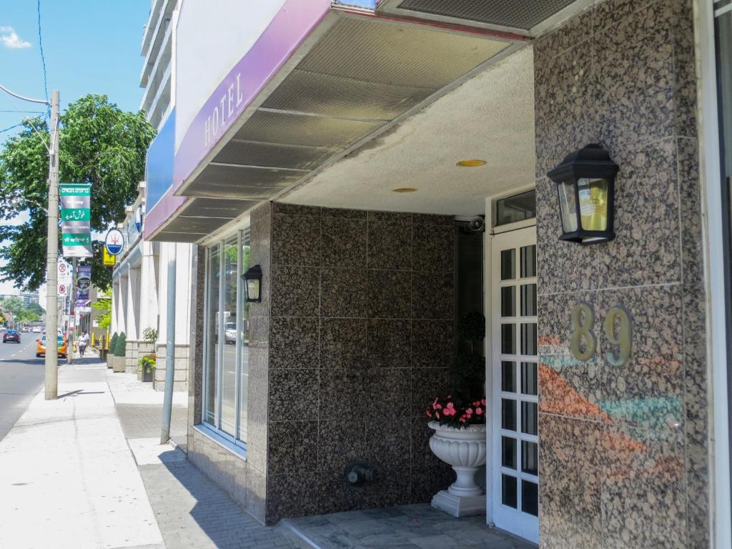 Gallery image of this property