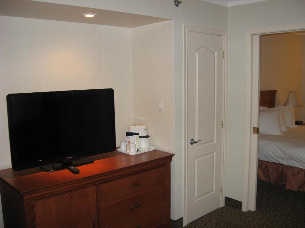 Gallery image of this property