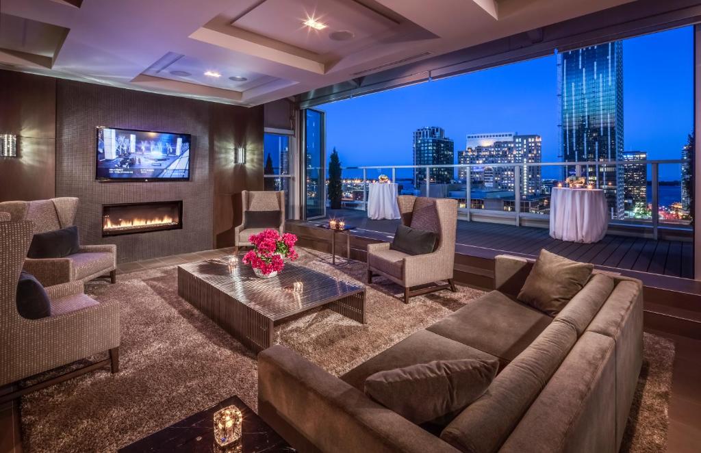 Gallery image of this property