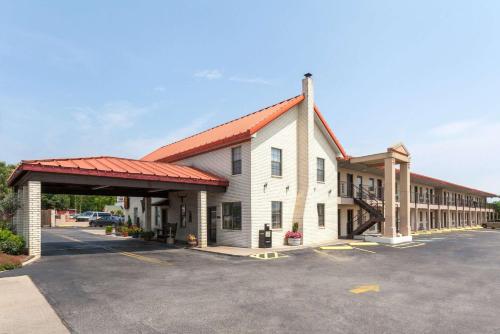 motels in fredericksburg tx