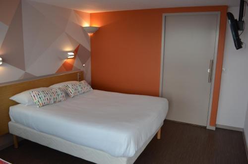 The 10 Best Hotel Rooms In La Roche Sur Yon France - 