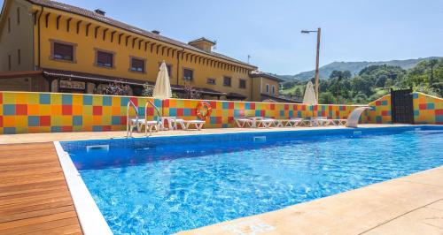 De 10 beste hotels met zwembaden in Soto de Cangas, Spanje ...