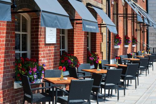 The 10 Best Hotels In Southampton Uk Booking Ennios Boutique Hotel
