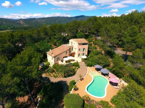 The 10 Best Villas In Lourmarin France Booking Les Magnanarelles