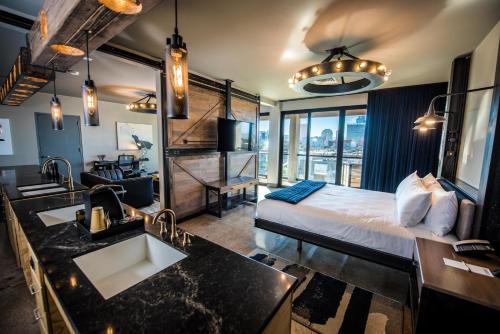 The 10 Best Pet Friendly Hotels In Phoenix Usa Booking Found Re Phoenix
