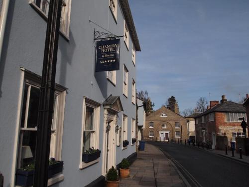 The 10 Best Suffolk Pet Friendly Hotels That Accept Pets In Reserve This Pet Friendly Hotel Description For A11y