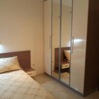 Max Apartment