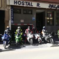 Booking.com: Hotely Azanúy. Rezervujte hotel hned!