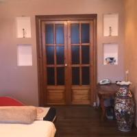 Room on Titova