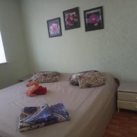 Apartment on Yulaeva 12 v