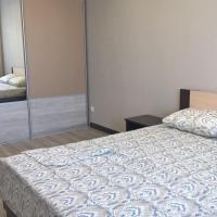 Apartment on Lazurnaya 7