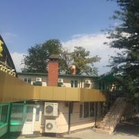 Izumrudniy Hostel