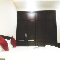 THE COMFORT INN