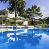 Pine Trees Art Hotel