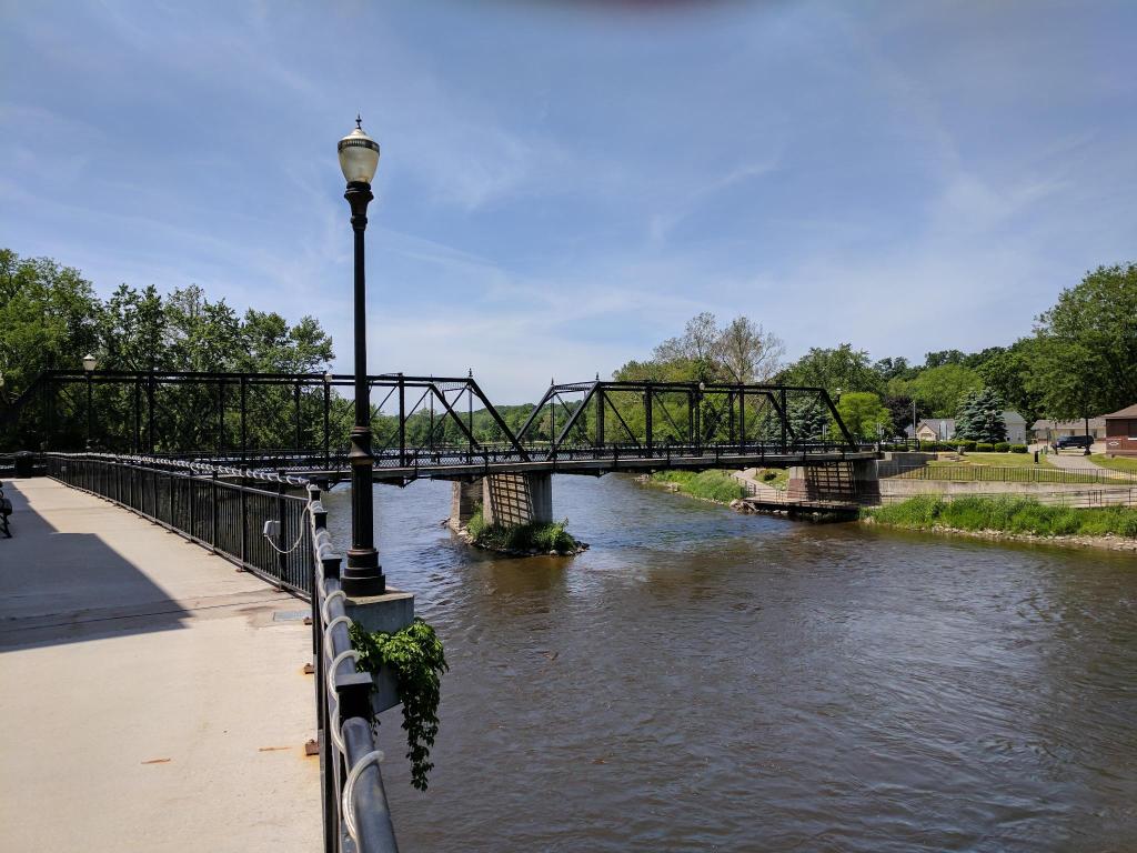 American Heritage Inn, Portland, MI