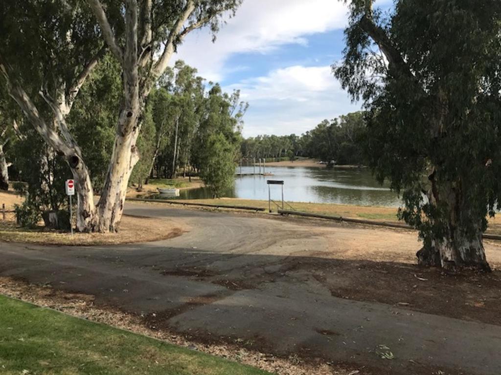 Bakery Park Motor Inn, Tocumwal, Australia
